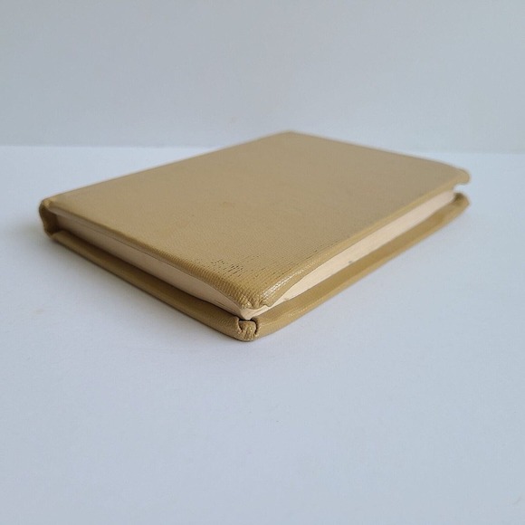 5/$12 Vintage Book Collector's Pocket Book of Glass Ex-library 1966 1st Amer Ed - Picture 7 of 12